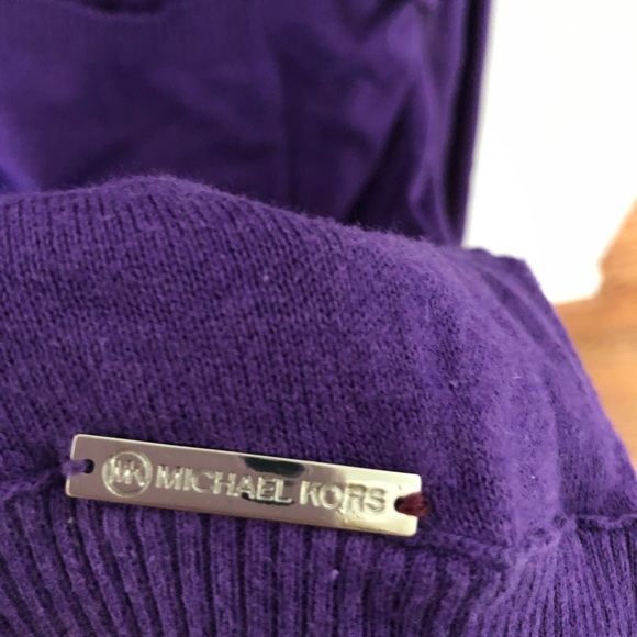 Michael Kors long sleeve - Picture 2 of 4